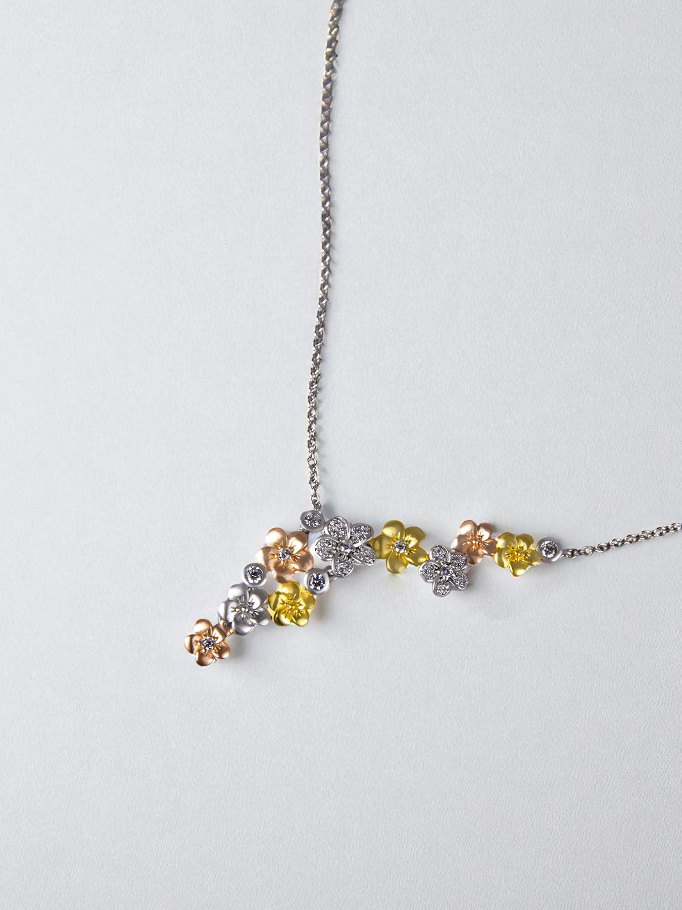 734' Three-tone Necklace - Cherry Blossom Collection 734' Three-tone Necklace - Cherry Blossom Collection