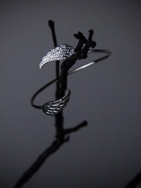 Dreams-Angel-Wing-Bracelet