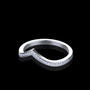 Autumn-coffin-cut-ring-gold-bridal-set
