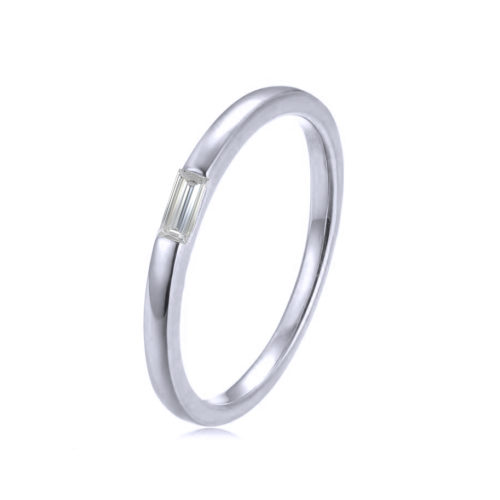070-0-14ct-baguette-cut-gold-twist-band