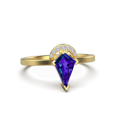 luna-kite-cut-alexandrite-diamond-gold-engagement-ring