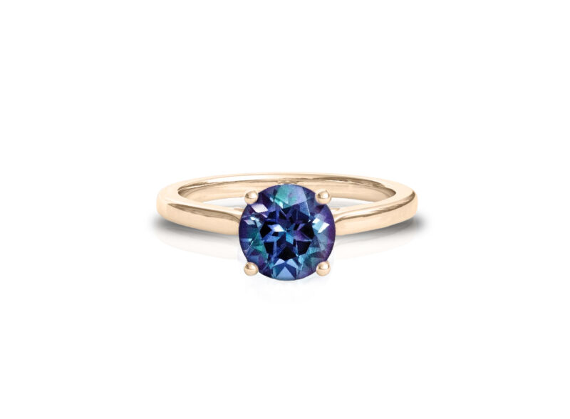 lily-alexandrite-solitaire-round-cut-gold-engagement-ring