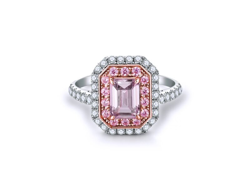 Brooklyn-emerald-cut-two-tone-gold-halo-cut-ring
