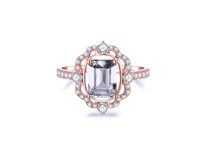 eden-emerald-cut-halo-gold-ring