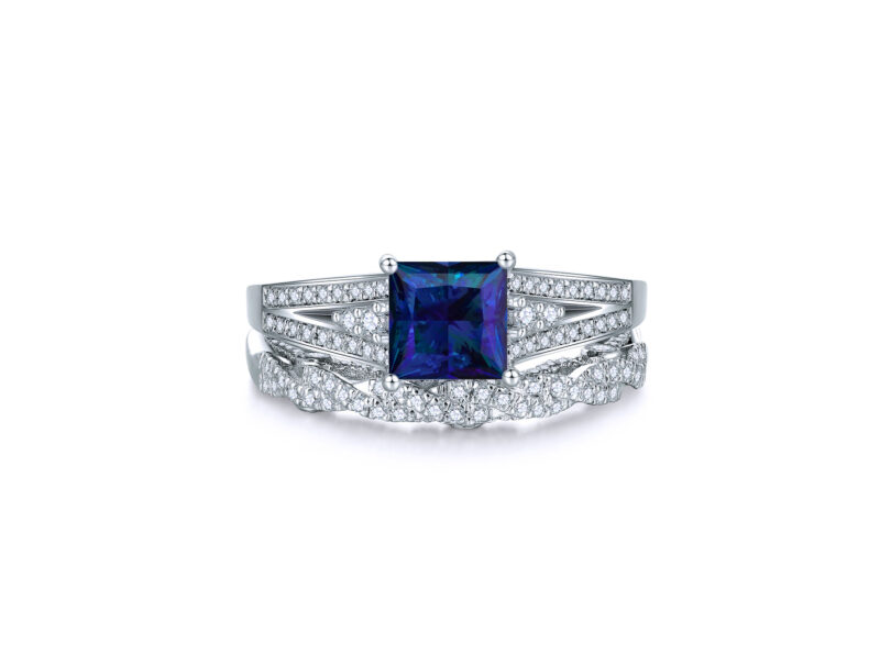 paris-princess-cut-alexandrite-gold-ring