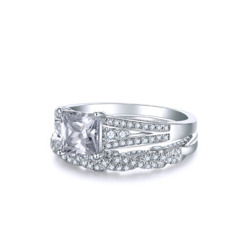 paris-princess-cut-gold-ring