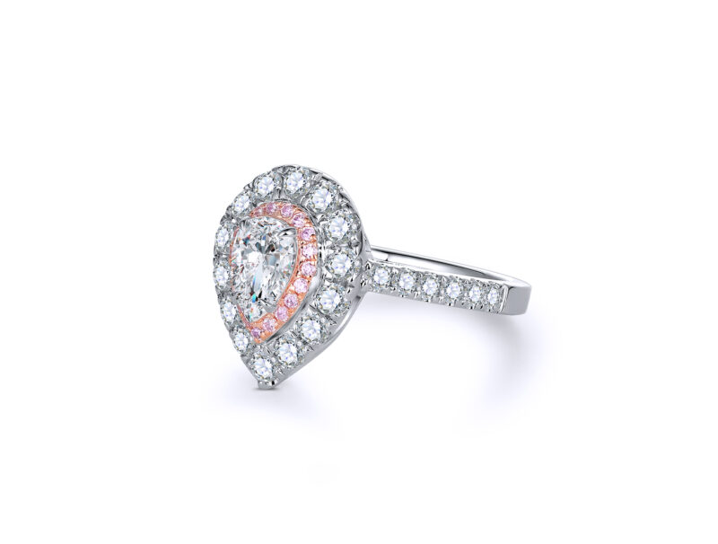 veil-pear-cut-halo-gold-ring