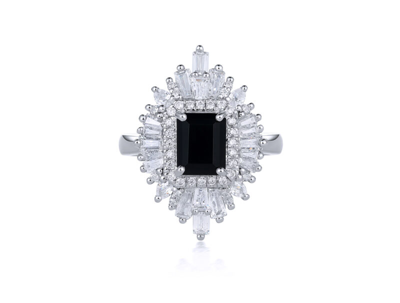 skye-emerald-cut-halo-gold-ring