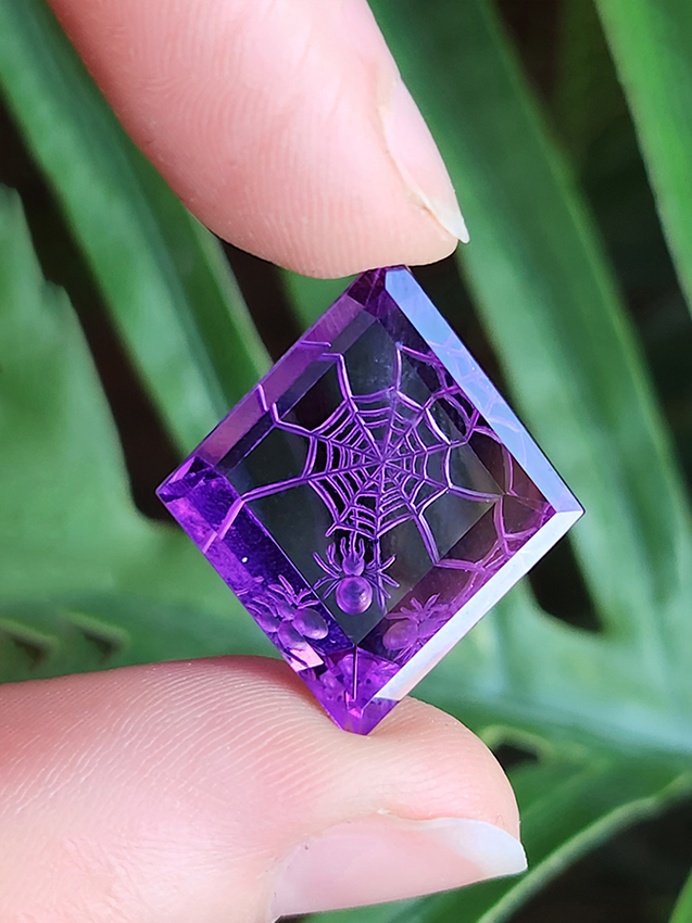 24.00ct Natural Amethyst - Fantasy Collection - Image 2