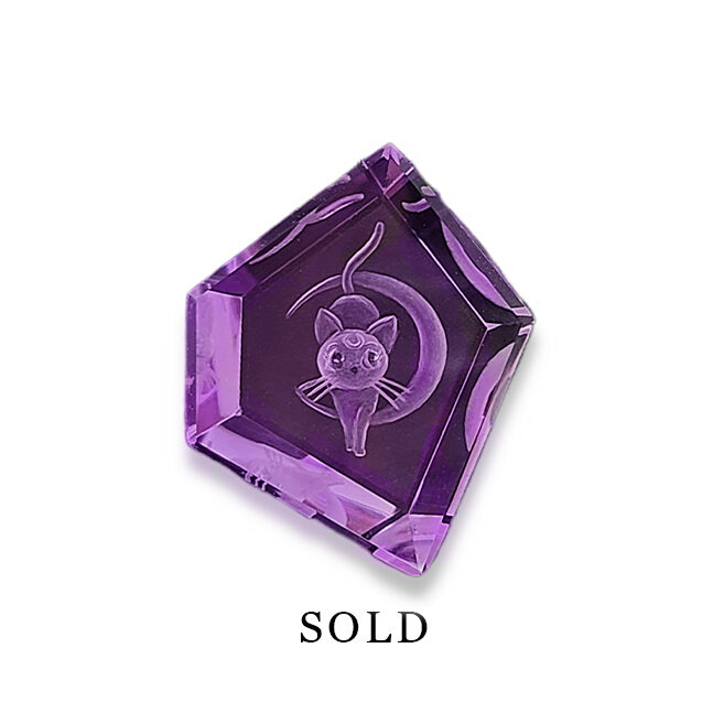 27.00ct-natural-amethyst-gemstone-sailor-moon