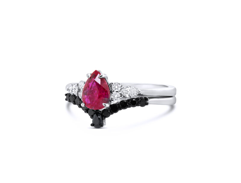 1-01ct-natural-pear-cut-ruby-diamond-14k-white-gold-bridal-set