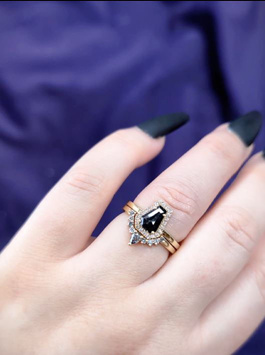 Nosferatu Coffin Ring – Emorbid