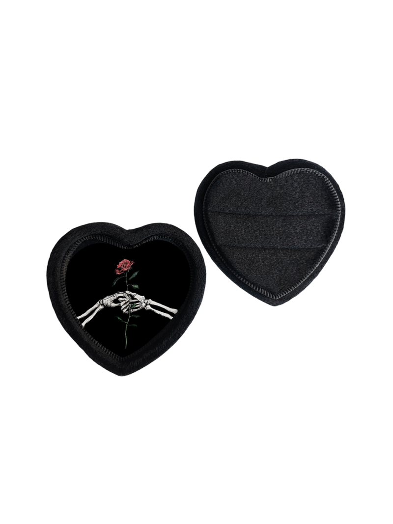 Custom-heart-ring-box-gothic-sapphire-studios