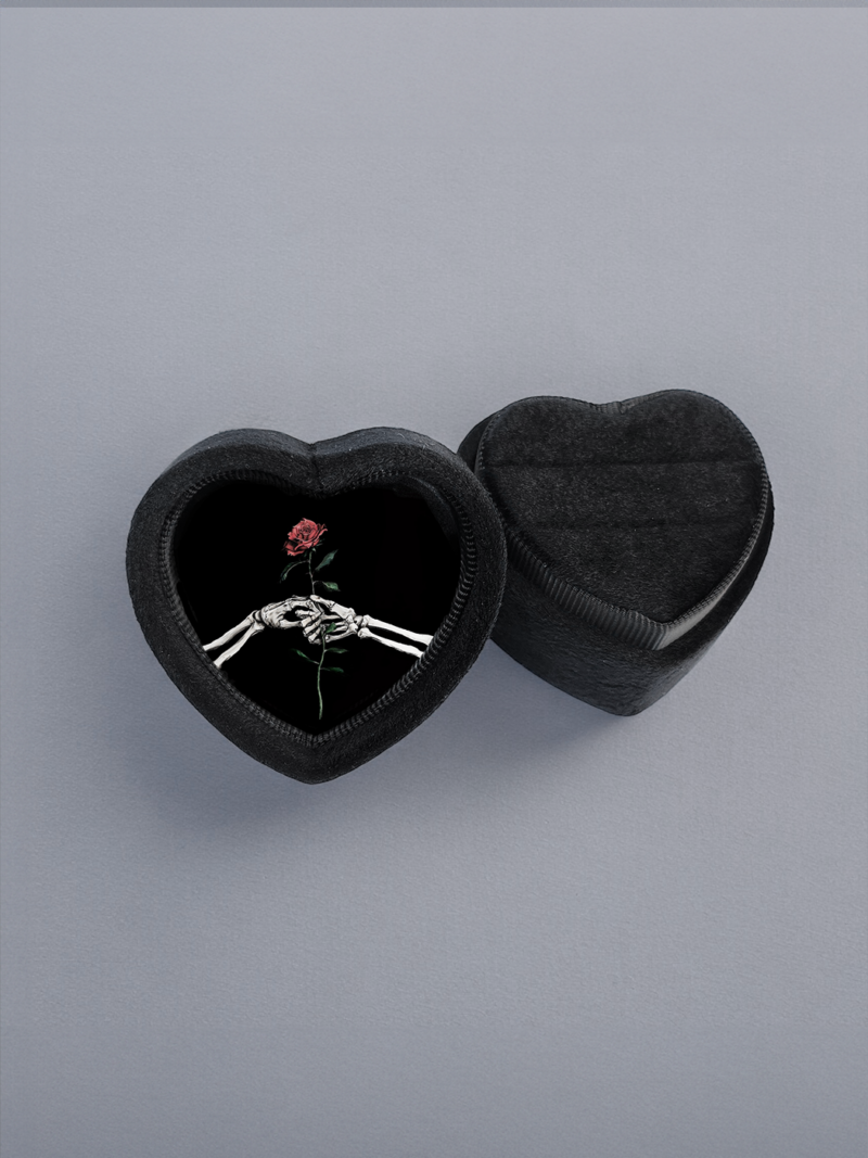 Custom-heart-ring-box-gothic-sapphire-studios