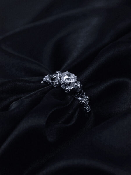 St Ivy Floral Skull Engagement Ring