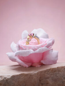 Alice-in-Wonderland-Ring-Sapphire-Studios