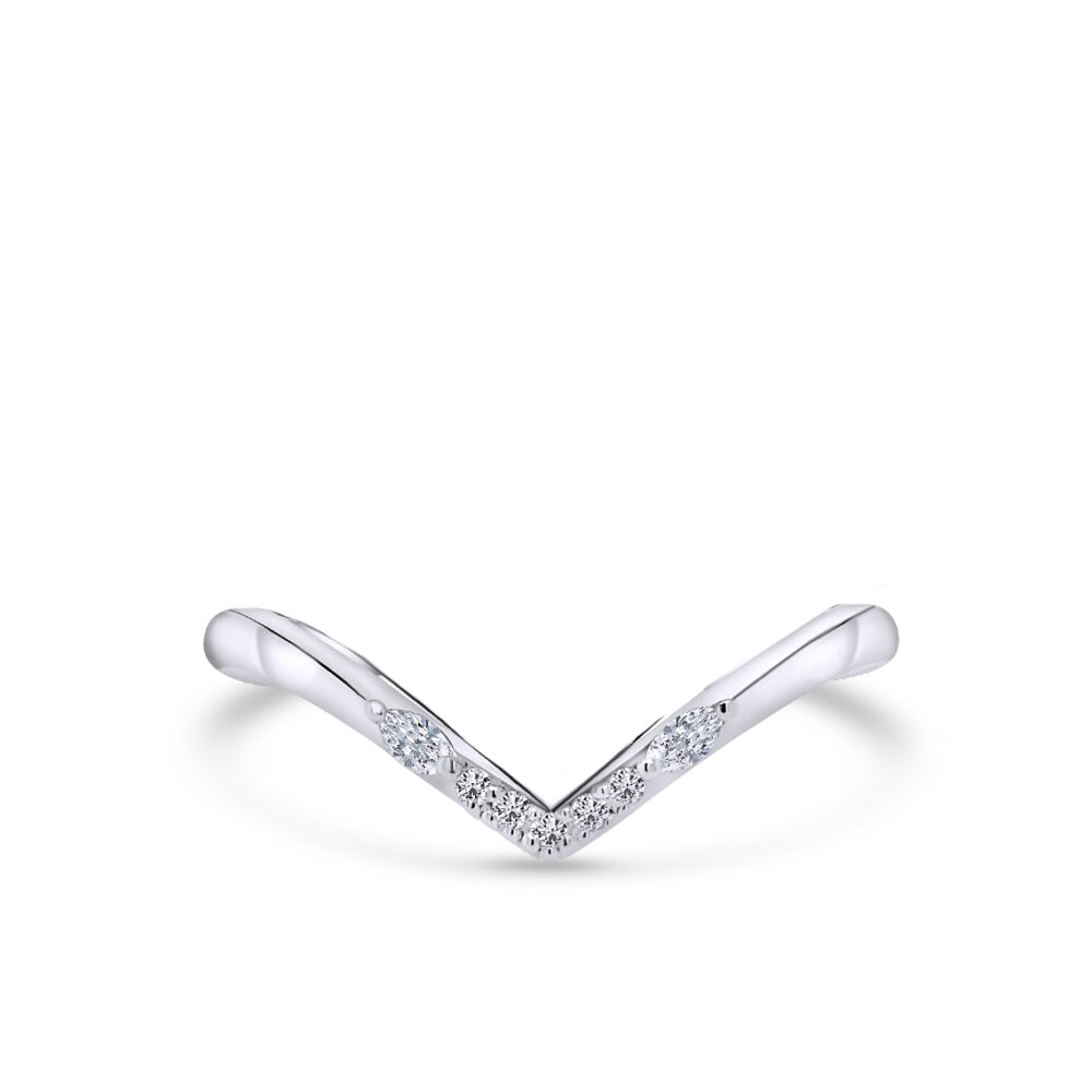 Emilia-coffin-cut-gold-band