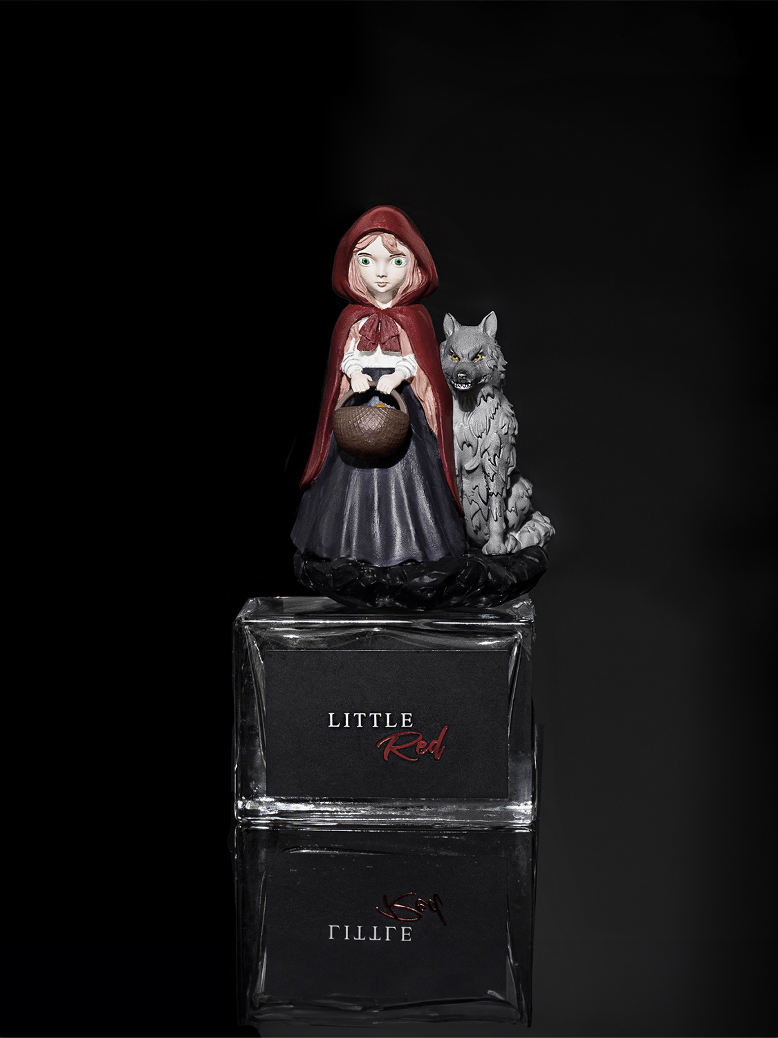 Little-Red-fragrance-sapphire-studios-n1