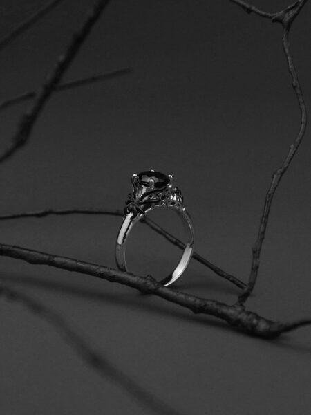 aranea-natural-black-diamond-white-gold-spider-engagement-ring-ph1
