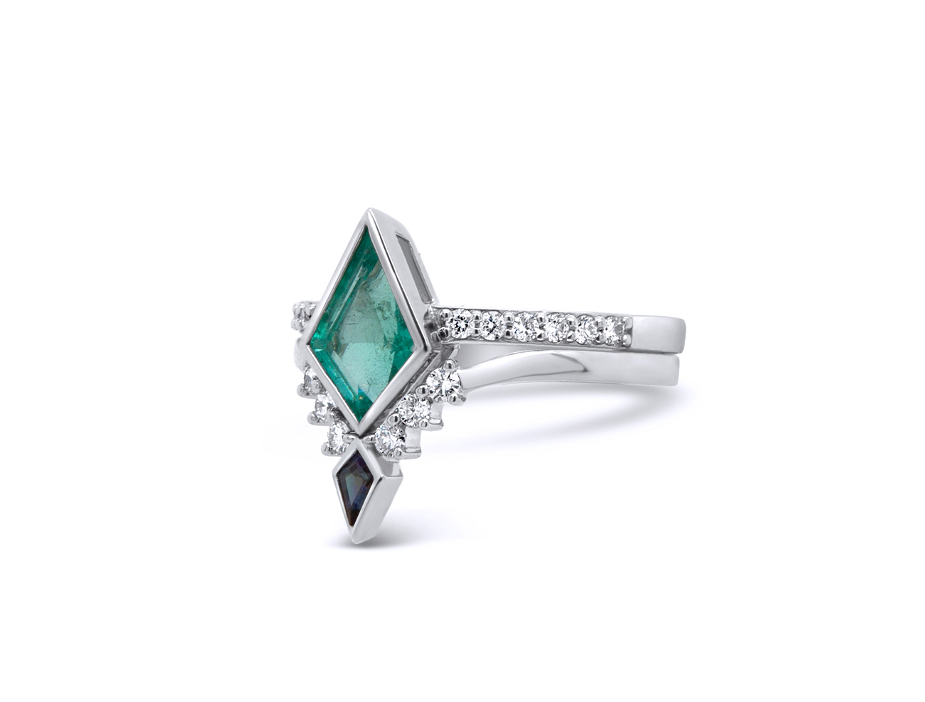 1-31ct-natural-emerald-alexandrite-kite-cut-14k-white-gold-ring-bridal-set