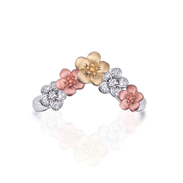 824-natural-diamond-three-tone-gold-flower-floral-band-