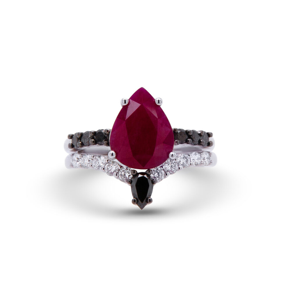 3-89ct-ruby-pear-cut-black-white-diamond-platinum-bridal-set