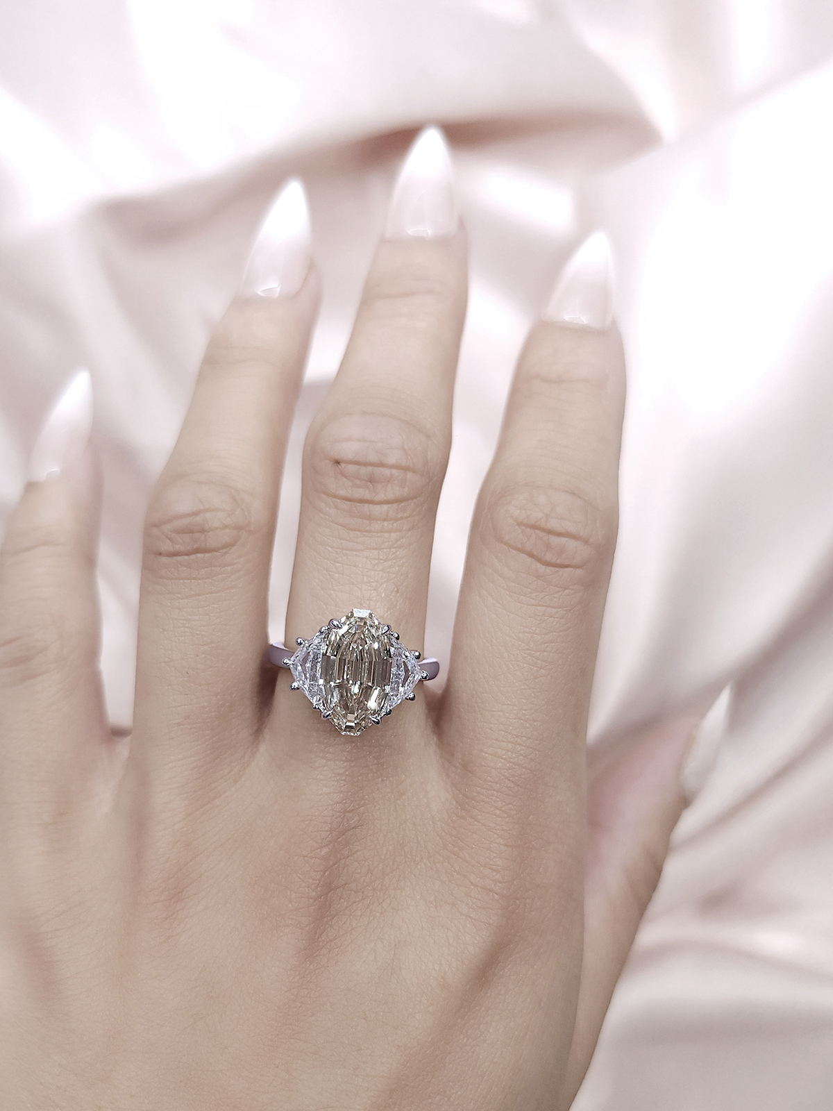 4-03ct-oval-cut-champagne-white-diamond-platinum-ring