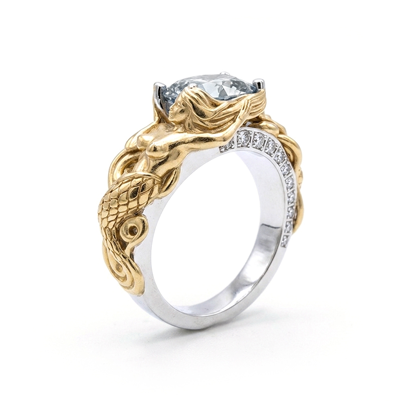 le-reve-cushion-cut-yellow-gold-mermaid-ring