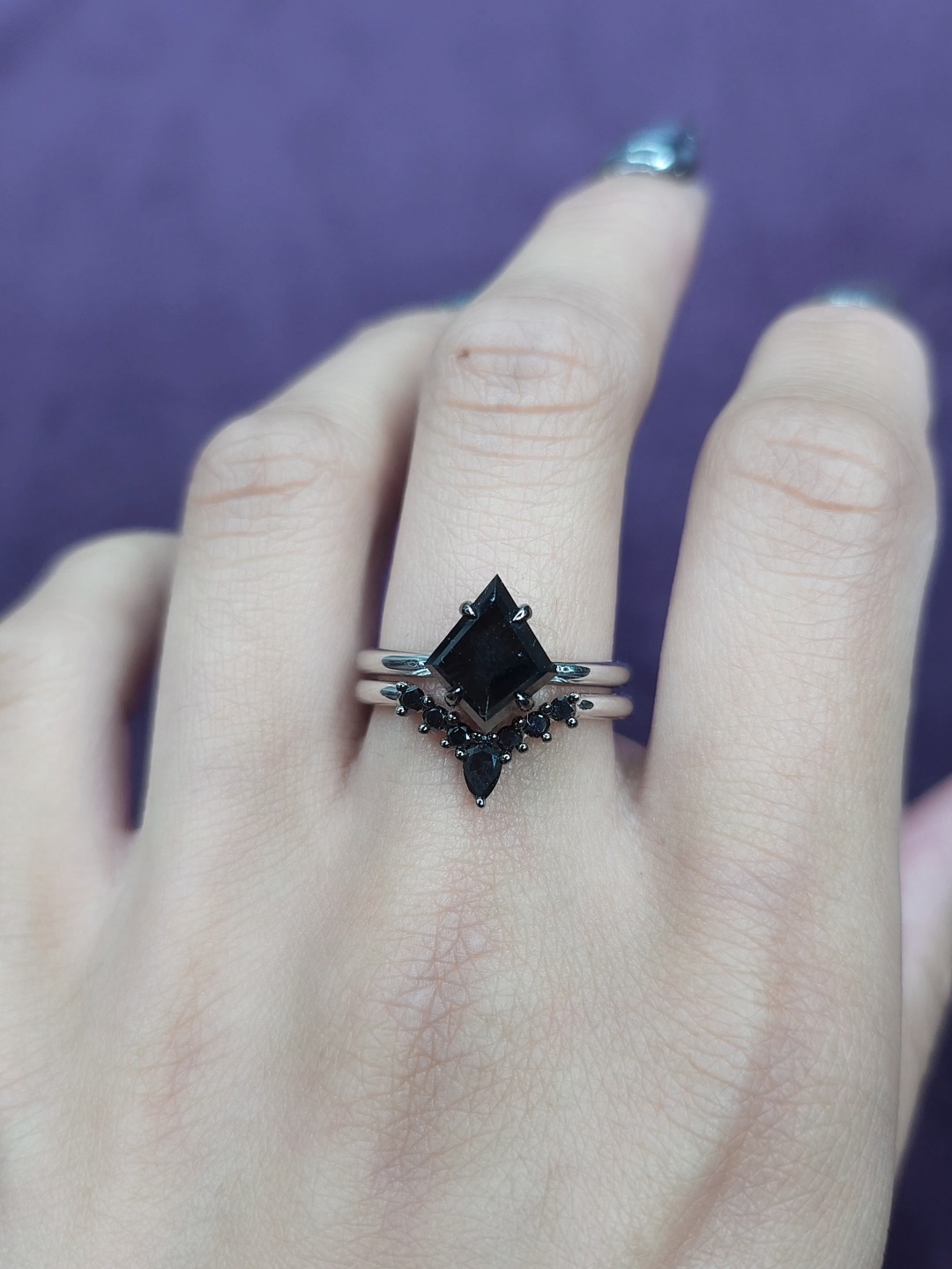 1-64ct-natural-black-diamond-kite-cut-14k-white-gold-bridal-set